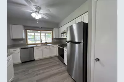 1920 W Lakeview Blvd #1, North Fort Myers, FL 33903 - Photo 9