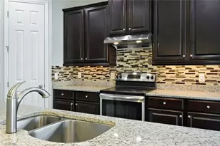 8649 Banyan Bay Blvd, Fort Myers, FL 33908 - Photo 11