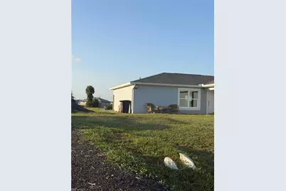 1046 Saturn Ct, Labelle, FL 33945 - Photo 7