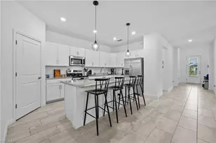 13845 Pine Lodge Ln, Fort Myers, FL 33913 - Photo 9