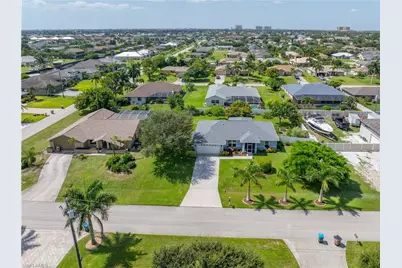 1108 SW 44th Ter, Cape Coral, FL 33914 - Photo 5