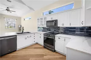 8070 Tauren Ct S, Naples, FL 34119 - Photo 13