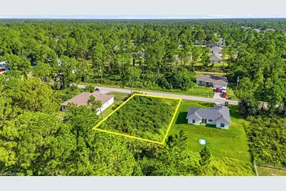 728 Asher St E, Lehigh Acres, FL 33974 - Photo 17