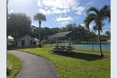 14820 Lake Olive Dr, Fort Myers, FL 33919 - Photo 23