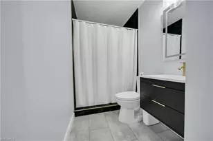 77 Glenmont Dr W, North Fort Myers, FL 33917 - Photo 15