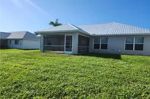 1713 SW 13th St, Cape Coral, FL 33991 - Photo 23