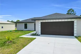 823 McKinley Ave, Lehigh Acres, FL 33972 - Photo 1