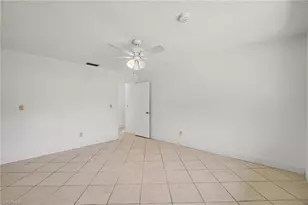 638 NE 15th Ct, Cape Coral, FL 33909 - Photo 21