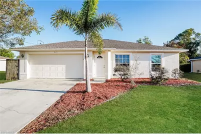 215 Manasota St, Fort Myers, FL 33913 - Photo 1