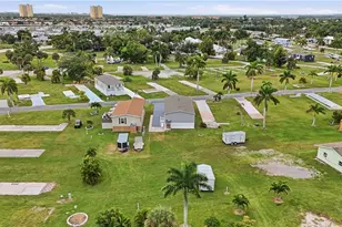 7 Birch Blvd, Fort Myers, FL 33908 - Photo 31