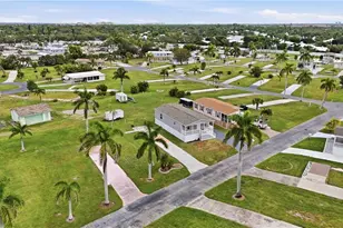 7 Birch Blvd, Fort Myers, FL 33908 - Photo 27