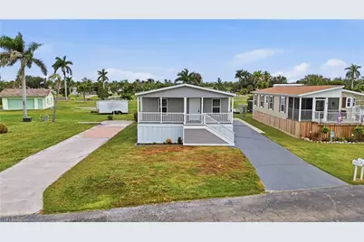 7 Birch Blvd, Fort Myers, FL 33908 - Photo 23