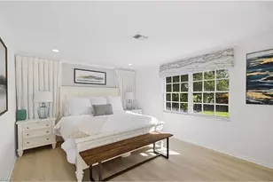 2728 Crayton Rd, Naples, FL 34103 - Photo 17