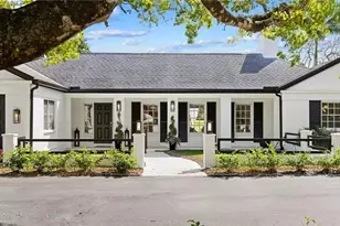 2728 Crayton Rd, Naples, FL 34103 - Photo 33