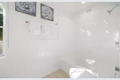 2728 Crayton Rd, Naples, FL 34103 - Photo 25