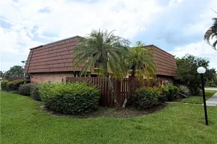 1635 Park Meadows Dr, Fort Myers, FL 33907 - Photo 1