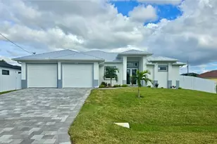 141 SW 35th Pl, Cape Coral, FL 33991 - Photo 1