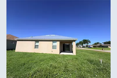 1621 SW 10th Ave, Cape Coral, FL 33991 - Photo 17