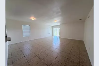 1621 SW 10th Ave, Cape Coral, FL 33991 - Photo 7