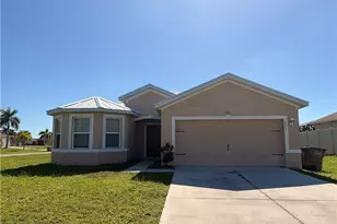 1621 SW 10th Ave, Cape Coral, FL 33991 - Photo 1