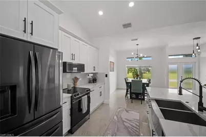 2702 NE 1st Ave, Cape Coral, FL 33909 - Photo 9