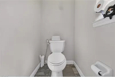 527 NW 27th Ave, Cape Coral, FL 33993 - Photo 21