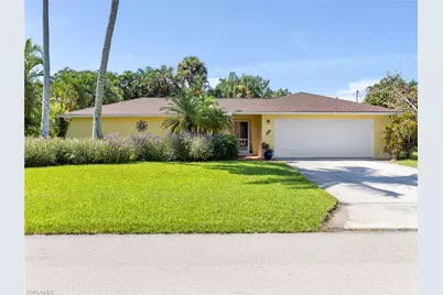 376 Prather Dr, Fort Myers, FL 33919 - Photo 1