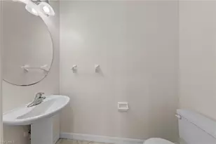 8451 Village Edge Cir, Fort Myers, FL 33919 - Photo 13