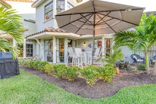 2708 Santa Cruz Blvd, Naples, FL 34112 - Photo 9