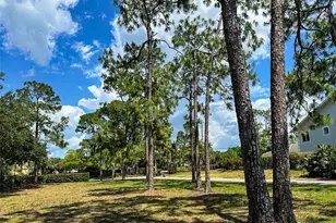 2708 Santa Cruz Blvd, Naples, FL 34112 - Photo 5
