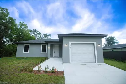 5010 Day Ln, Labelle, FL 33935 - Photo 1
