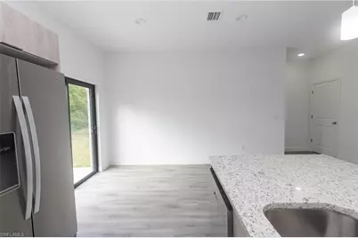 8109 Olive Ct, Labelle, FL 33935 - Photo 13