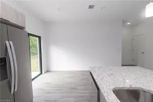 8109 Olive Ct, Labelle, FL 33935 - Photo 13
