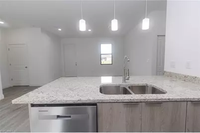 8109 Olive Ct, Labelle, FL 33935 - Photo 11