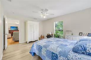 1006 NE 6th Pl, Cape Coral, FL 33909 - Photo 15