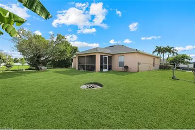 1006 NE 6th Pl, Cape Coral, FL 33909 - Photo 25