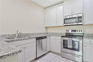 3733 Crofton Court, Fort Myers, FL 33916 - Photo 11