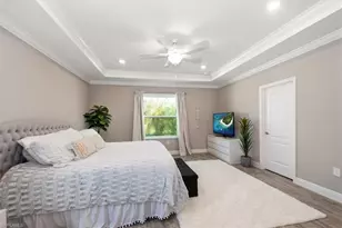 8753 Cascade Price Cir, North Fort Myers, FL 33917 - Photo 17