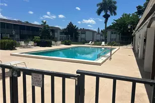 2828 Jackson St N, Fort Myers, FL 33901 - Photo 9