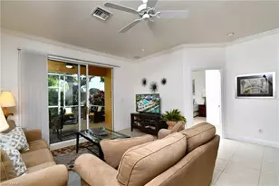 4692 Fairloop Run, Lehigh Acres, FL 33973 - Photo 13