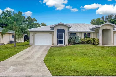 1305 SE 8th Ave, Cape Coral, FL 33990 - Photo 3