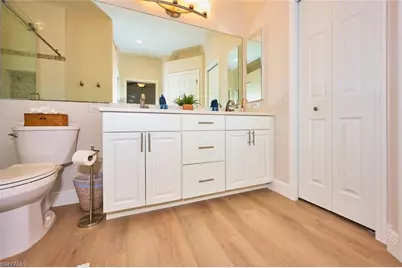 8837 E Bay Cir, Fort Myers, FL 33908 - Photo 37