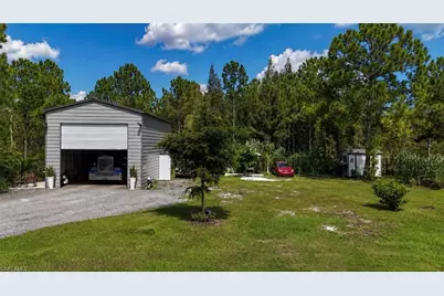 918 Dixie Ave, Lehigh Acres, FL 33972 - Photo 21