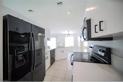 4008 10th St W, Lehigh Acres, FL 33971 - Photo 9