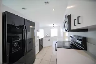 4008 10th St W, Lehigh Acres, FL 33971 - Photo 9