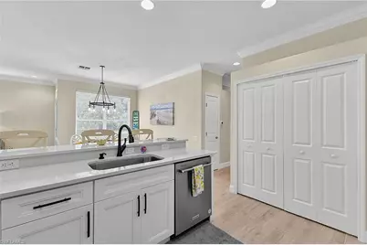 8760 Stockbridge Dr, Fort Myers, FL 33908 - Photo 9