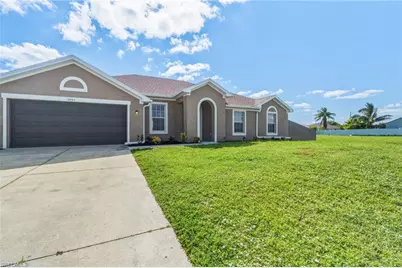 2001 NE 17th Ave, Cape Coral, FL 33909 - Photo 3