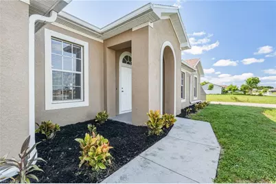 2001 NE 17th Ave, Cape Coral, FL 33909 - Photo 7