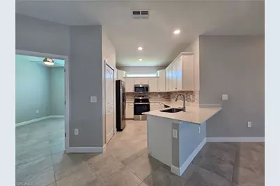 20501 Hazelnut Ct S, Lehigh Acres, FL 33936 - Photo 5