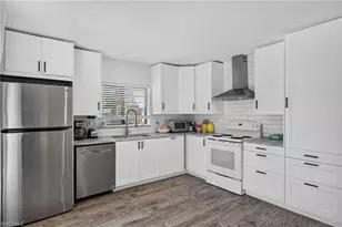 1448 Park Shore Cir, Fort Myers, FL 33901 - Photo 11